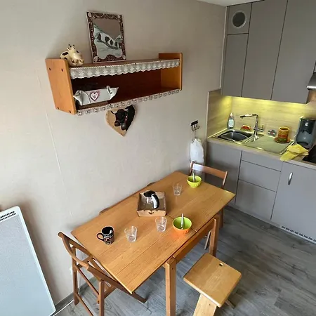 Avec Balcon, Animaux Admis - 4 Pers. - Fr-1-629-156